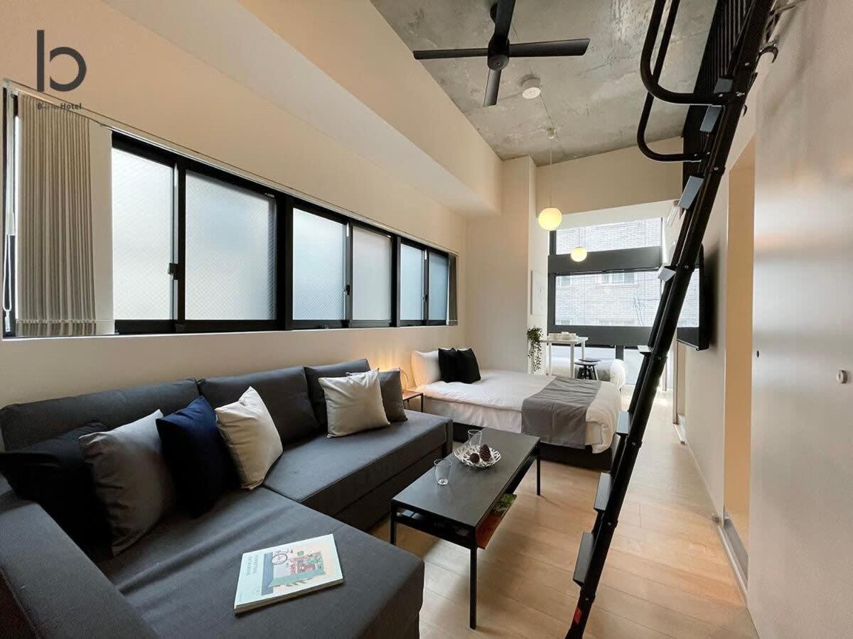 Bhotel Nekoyard - Modern Loft Studio Steps From Peace Park Hiroshima Buitenkant foto